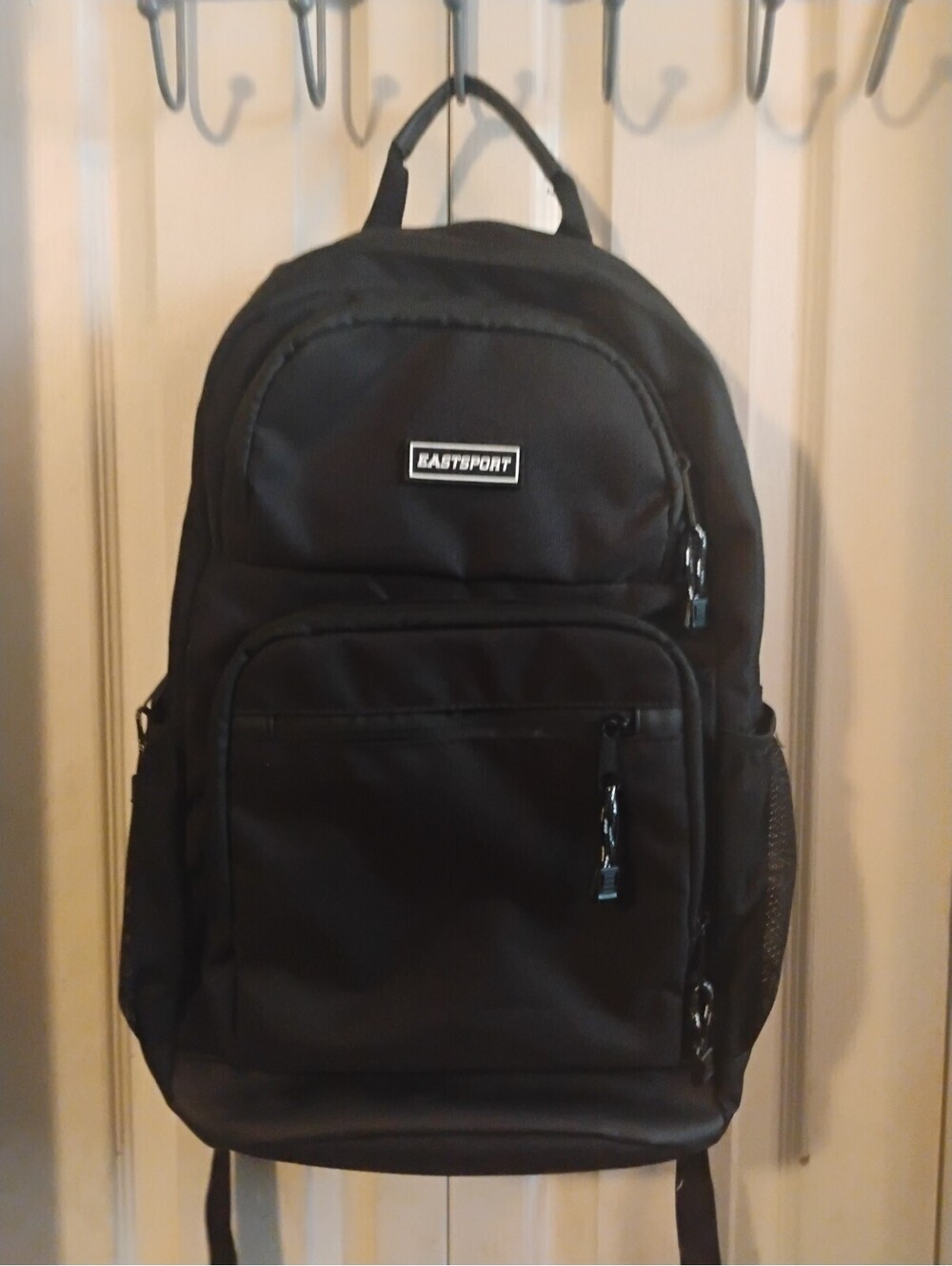 Eastsport Black Casual School Travel Everyday Backpack Bookbag